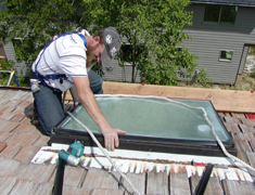 Replacing an insulated (double-pane) glass unit in a skylight